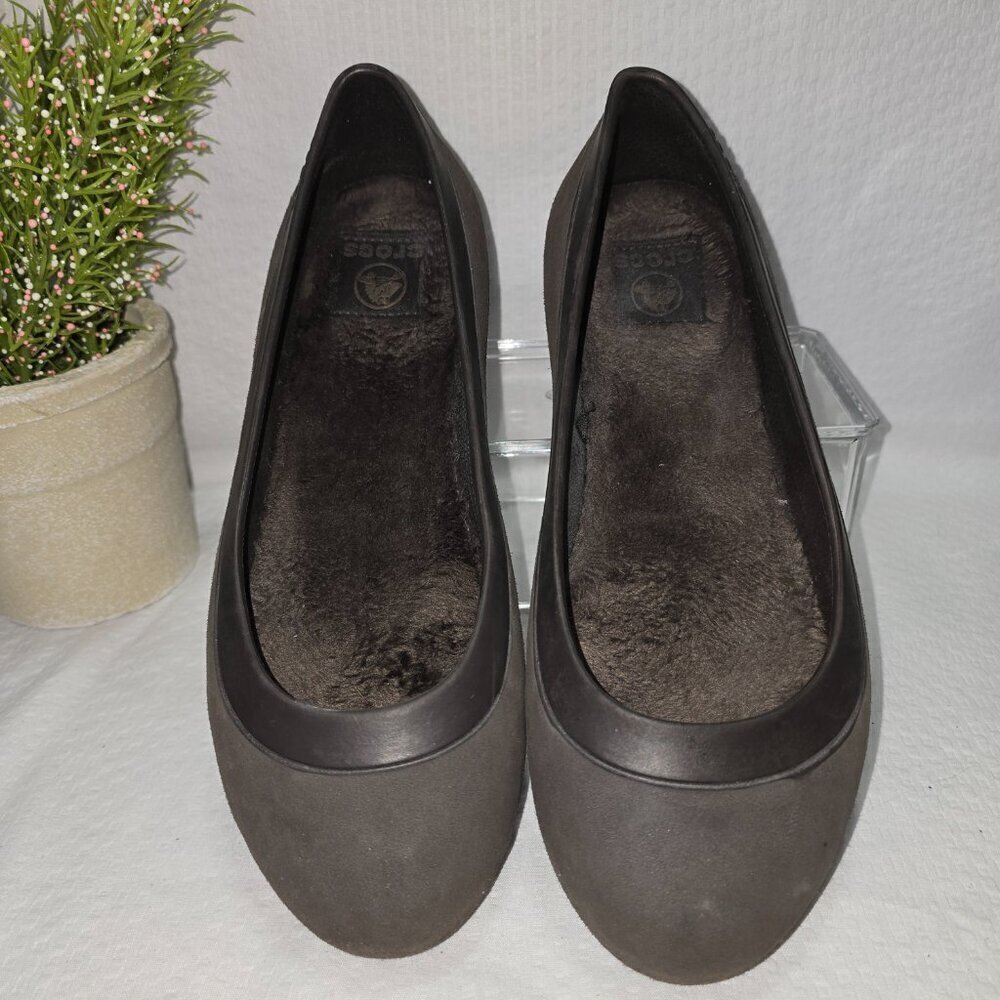 CROCS WOMENS LINA COMFORT BALLET FLATS BROWN FAUX FUR LINING SIZE 8 - Picture 6 of 7